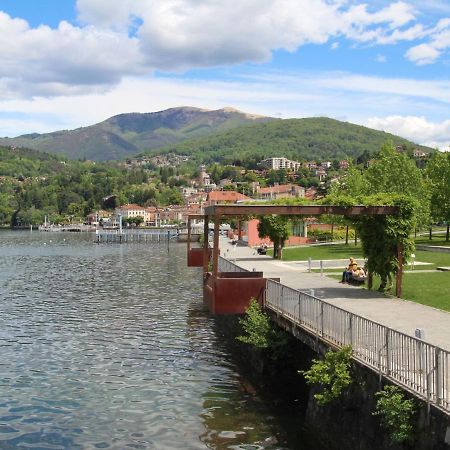 Villa Locazione turistica Luino Esterno foto