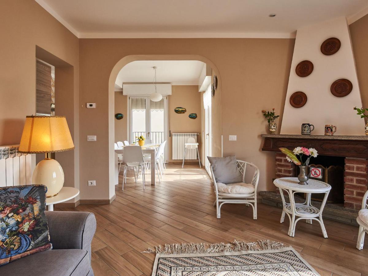 Villa Locazione turistica Luino Esterno foto