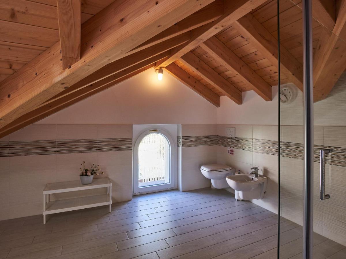 Villa Locazione turistica Luino Esterno foto